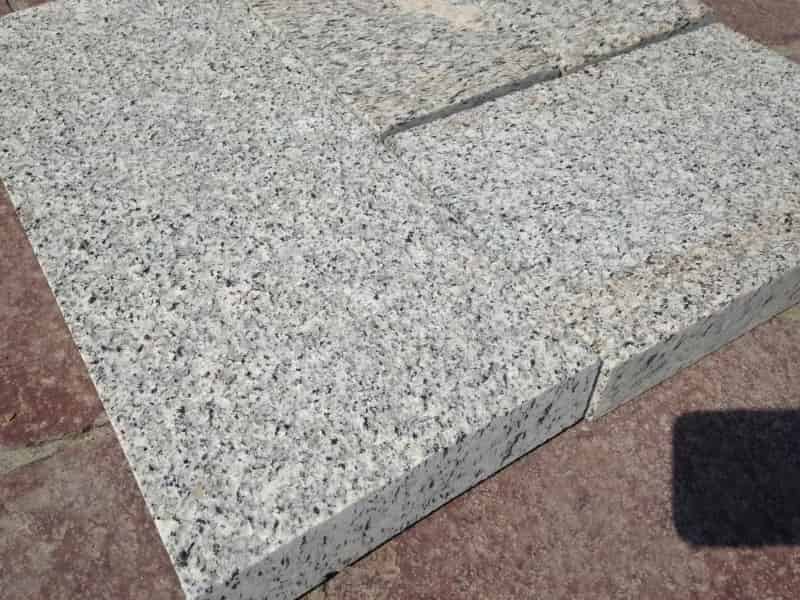 تصویر 4 از سنگ گرانیت تکسچر مشکی نطنز مقاوم در نما